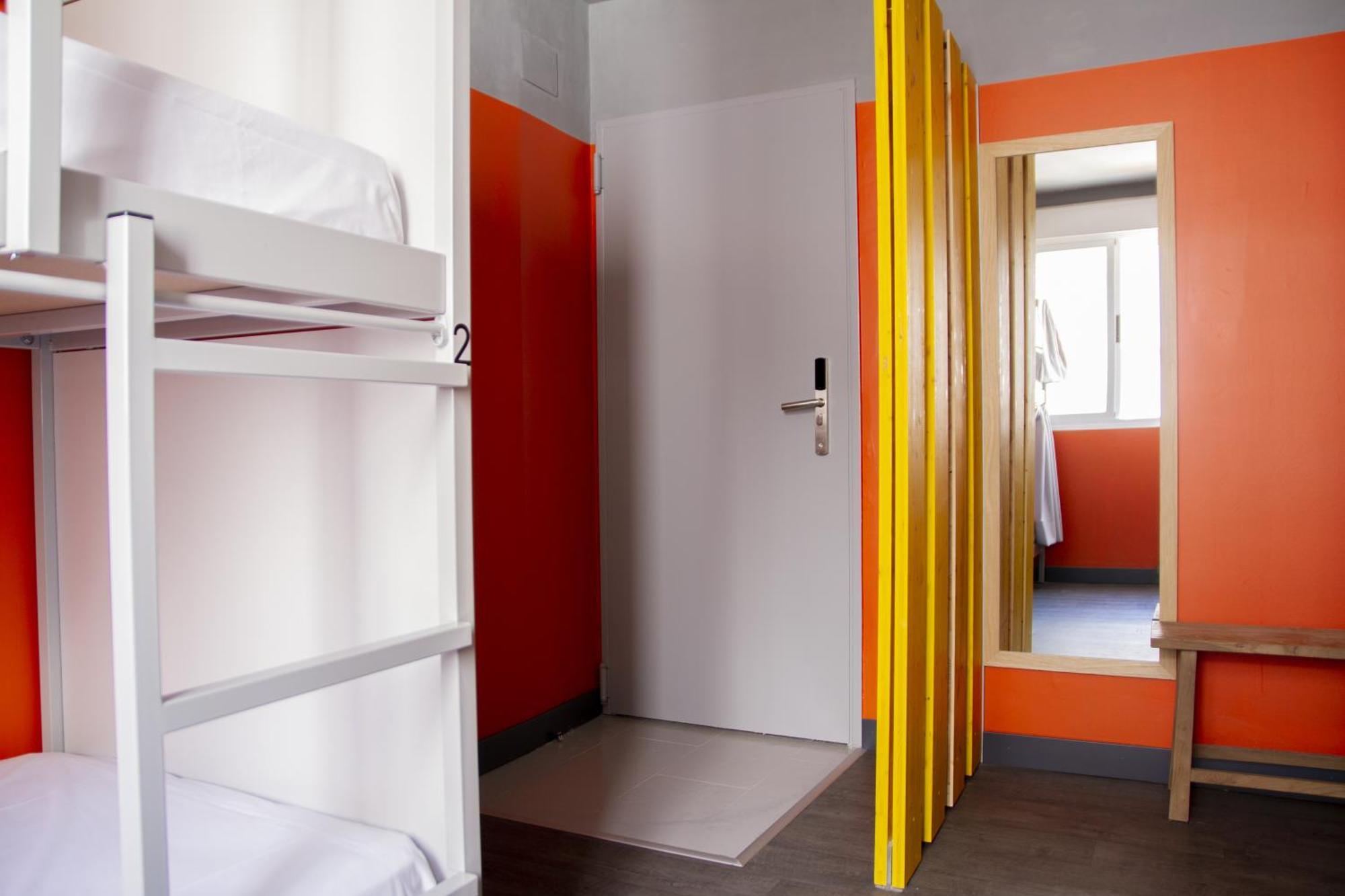 Room00 Valencia Hostel Ngoại thất bức ảnh