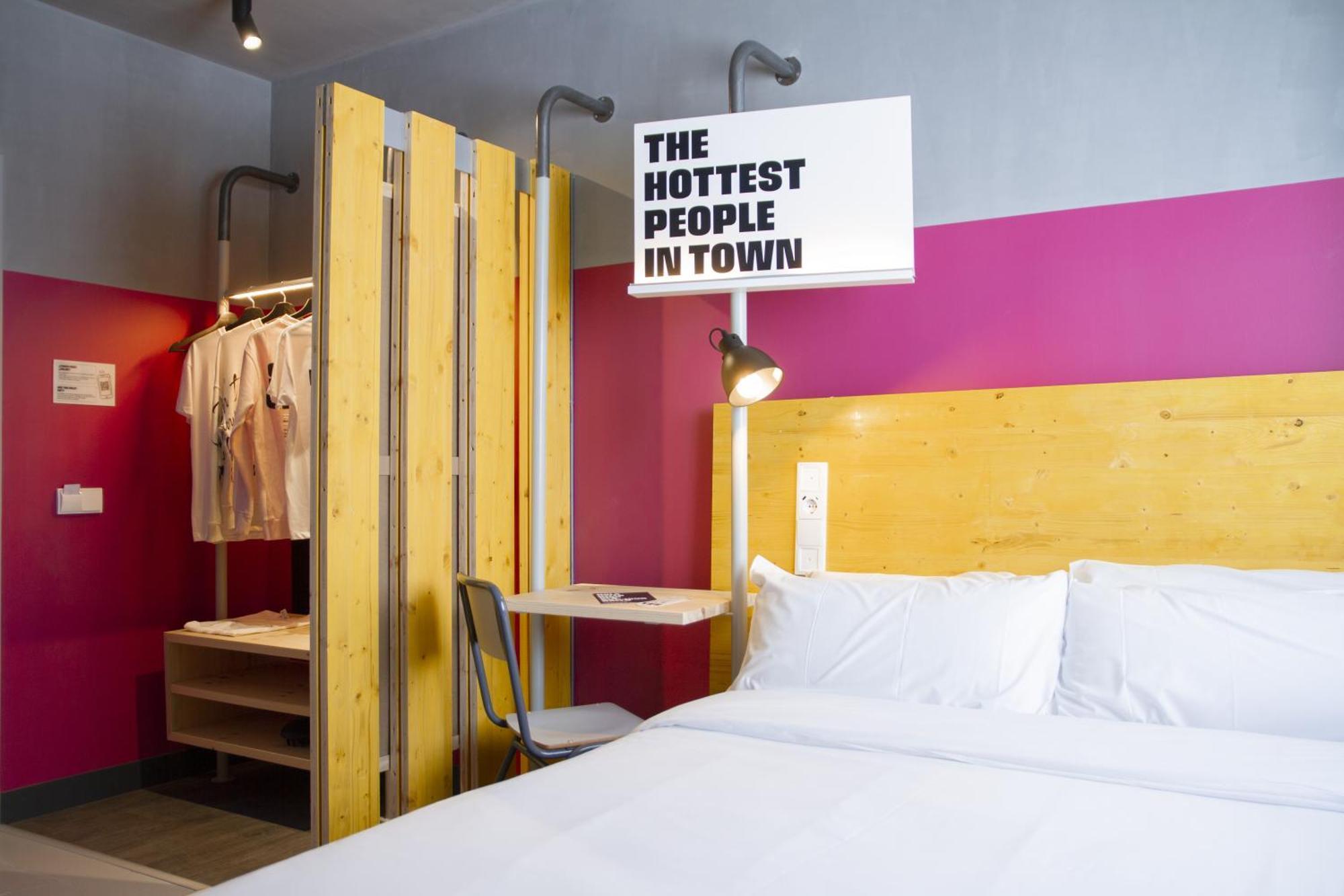 Room00 Valencia Hostel Ngoại thất bức ảnh