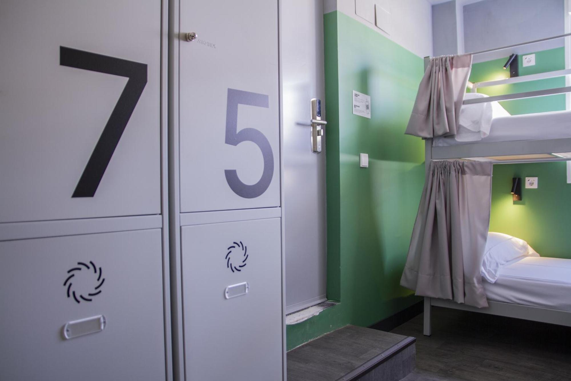 Room00 Valencia Hostel Ngoại thất bức ảnh